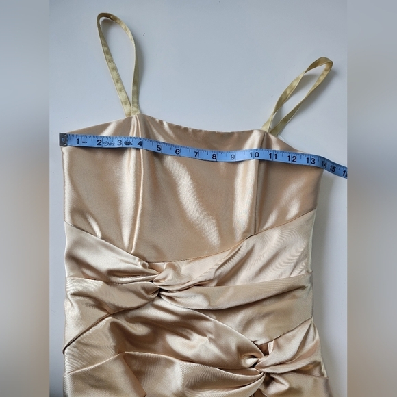 Jessica McClintock Women's Gold Gown Dress Size 2 - Picture 13 of 16